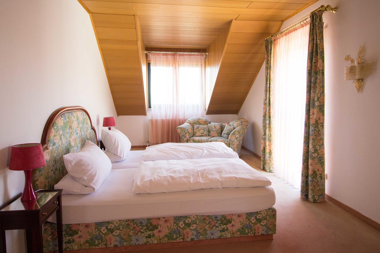 Waldhotel Stein Selbitz Exteriör bild