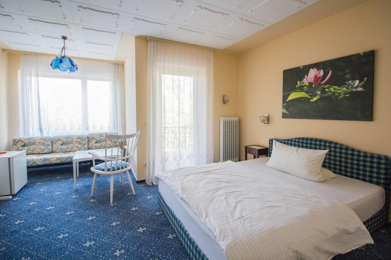 Waldhotel Stein Selbitz Exteriör bild